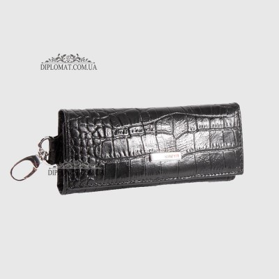 Ключница кожаная на кнопке на 6 ключей с карабинами KARYA 402 53 Black Croco